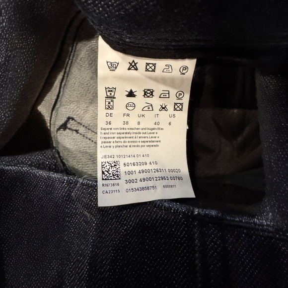 Hugo Boss Dark Wash Denim Skirt – Size US 6 - Picture 5 of 7